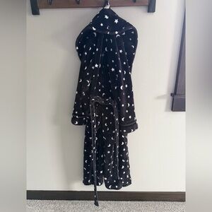 Sonoma (small) Black Star & Moon Fuzzy Robe